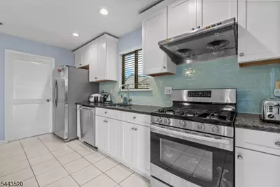29 Brook St, Franklin Township, NJ 08873 - Photo 21