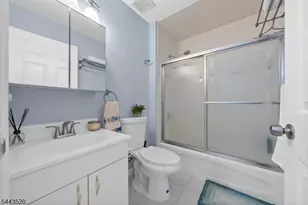 29 Brook St, Franklin Township, NJ 08873 - Photo 33