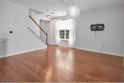 101 Birch Ct, Hanover Township, NJ 07927 - Photo 11