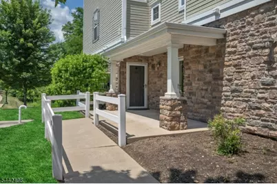 101 Birch Ct, Hanover Township, NJ 07927 - Photo 3