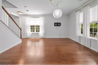 101 Birch Ct, Hanover Township, NJ 07927 - Photo 9