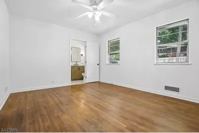 19 Lakeland Dr, Hopatcong, NJ 07843 - Photo 23
