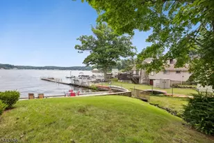 19 Lakeland Dr, Hopatcong, NJ 07843 - Photo 35