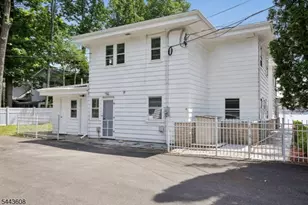 19 Lakeland Dr, Hopatcong, NJ 07843 - Photo 5