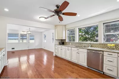 19 Lakeland Dr, Hopatcong, NJ 07843 - Photo 21
