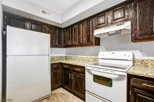 29 Encampment Dr, Bedminster Township, NJ 07921 - Photo 13