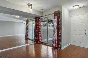 29 Encampment Dr, Bedminster Township, NJ 07921 - Photo 11