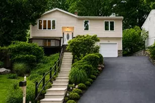 72 W Lake Shore Dr, Rockaway Township, NJ 07866 - Photo 1