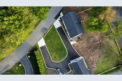 76 Burnet Rd #2, Florham Park, NJ 07940 - Photo 13