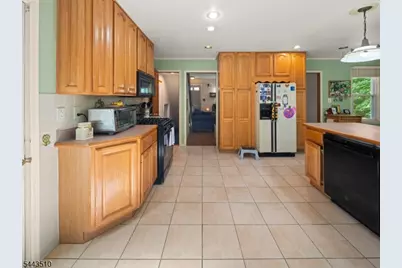 39 Union Pl, Bloomfield, NJ 07003 - Photo 13