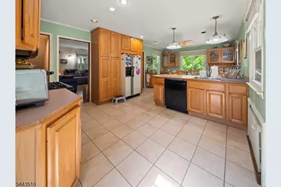 39 Union Pl, Bloomfield, NJ 07003 - Photo 11