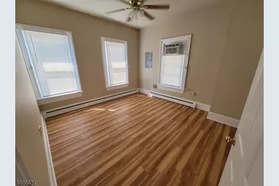 131 4th St #B, Belvidere, NJ 07823 - Photo 7