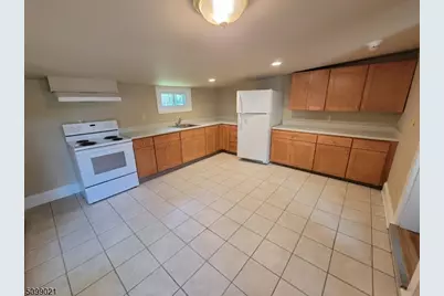 131 4th St #B, Belvidere, NJ 07823 - Photo 5