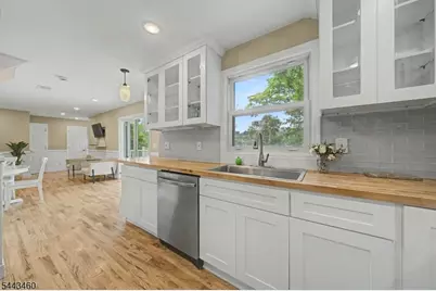 49 Birch Pkwy, Byram Township, NJ 07871 - Photo 3