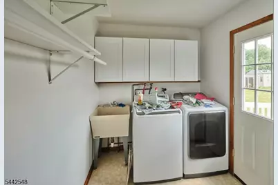 815 Clawson Ave, Hillsborough Township, NJ 08844 - Photo 11