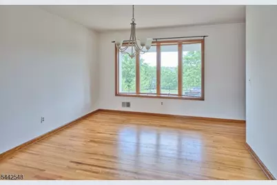 815 Clawson Ave, Hillsborough Township, NJ 08844 - Photo 25