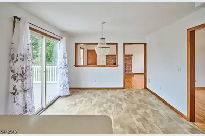 815 Clawson Ave, Hillsborough Township, NJ 08844 - Photo 9