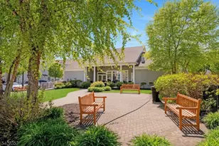 1 Clover Ln, Garfield, NJ 07026 - Photo 21