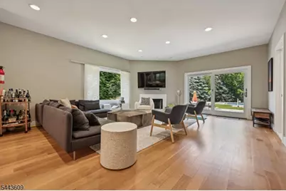 63 E Cedar St, Livingston, NJ 07039 - Photo 5