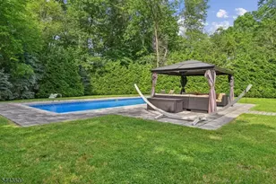 63 E Cedar St, Livingston, NJ 07039 - Photo 31