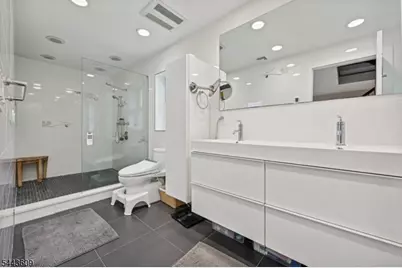 63 E Cedar St, Livingston, NJ 07039 - Photo 19