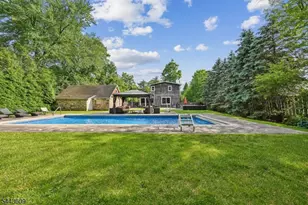 63 E Cedar St, Livingston, NJ 07039 - Photo 33
