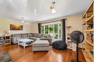 22 Arlington Ave, Mount Arlington, NJ 07856 - Photo 3
