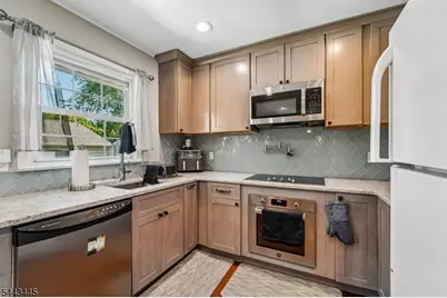 22 Arlington Ave, Mount Arlington, NJ 07856 - Photo 11
