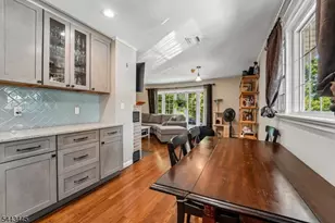 22 Arlington Ave, Mount Arlington, NJ 07856 - Photo 9