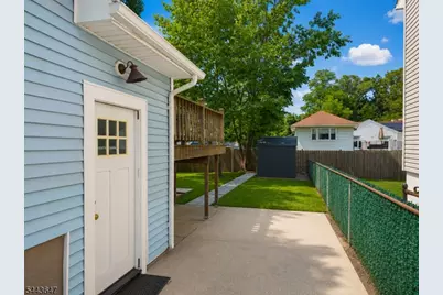 442 W Scott Ave, Rahway, NJ 07065 - Photo 3