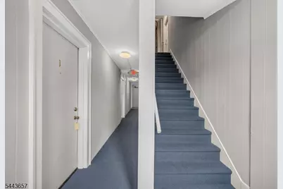 56 W Somerset #1, Raritan, NJ 08869 - Photo 5