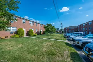 47 Hinchman Ave, Wayne, NJ 07470 - Photo 25