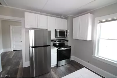 16 Main St #2N, Flemington, NJ 08822 - Photo 5