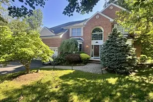 92 Lazarus Dr, Roxbury Township, NJ 07852 - Photo 1