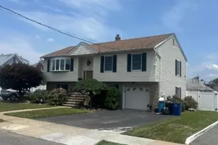 18 Rosengren Ave, Totowa, NJ 07512 - Photo 5
