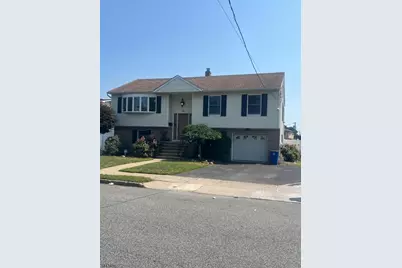 18 Rosengren Ave, Totowa, NJ 07512 - Photo 1