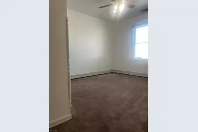 18 Rosengren Ave, Totowa, NJ 07512 - Photo 9