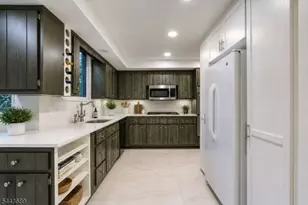91 Birchwood Rd, Glen Rock, NJ 07452 - Photo 3