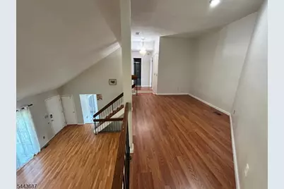 17 Westgate Dr, Edison, NJ 08820 - Photo 5