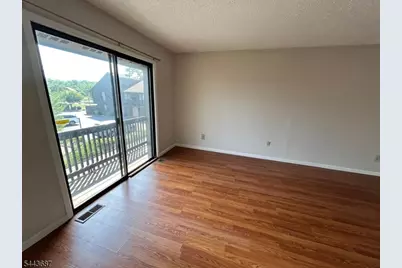 17 Westgate Dr, Edison, NJ 08820 - Photo 19