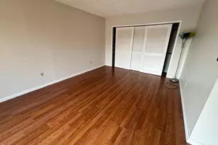 17 Westgate Dr, Edison, NJ 08820 - Photo 13