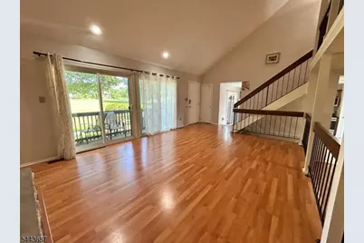 17 Westgate Dr, Edison, NJ 08820 - Photo 7