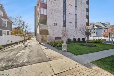 55 Clinton Pl #510, Hackensack, NJ 07601 - Photo 1