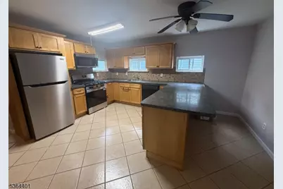 15 Diamond Dr, Jefferson Township, NJ 07849 - Photo 9