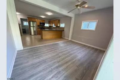 15 Diamond Dr, Jefferson Township, NJ 07849 - Photo 3