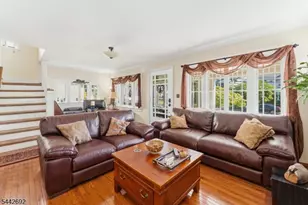 744 Wyoming Ave, Elizabeth, NJ 07208 - Photo 9
