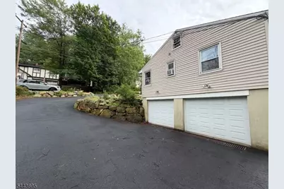68 Glenside Trl, Sparta Township, NJ 07871 - Photo 31