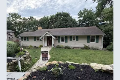68 Glenside Trl, Sparta Township, NJ 07871 - Photo 3