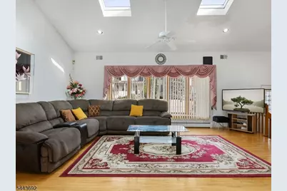 81 Hastings Ave, Nutley, NJ 07110 - Photo 5