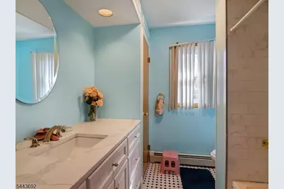 81 Hastings Ave, Nutley, NJ 07110 - Photo 21